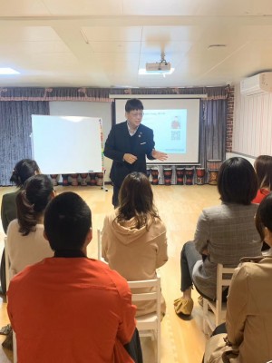 【课堂回顾】小博士俱乐部“小心逆逆”家长学堂完满结束